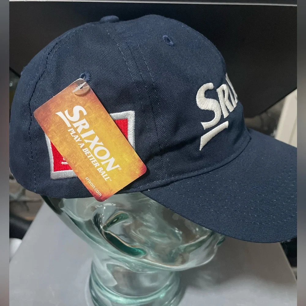 Srixon Golf hat, blue Navy, never uses its new with tag on it - Picture 4 of 4